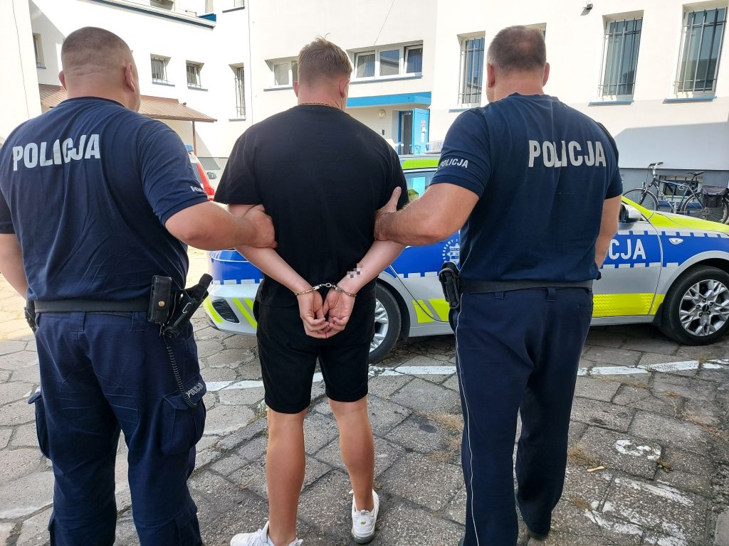 Oszukiwali metodą "na inwestycje. Zostali przyłapani na gorącym uczynku 1 Oszukiwali metodą "na inwestycje. Zostali przyłapani na gorącym uczynku