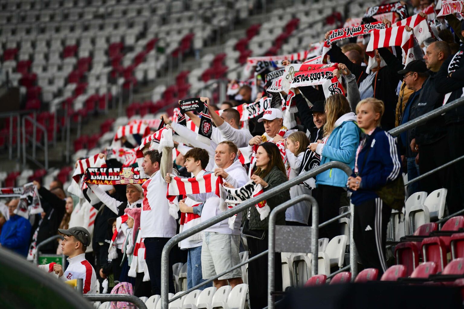 Kibice LKS Lodz Pogon Siedlce Fot Sebastian Szwajkowski 90
