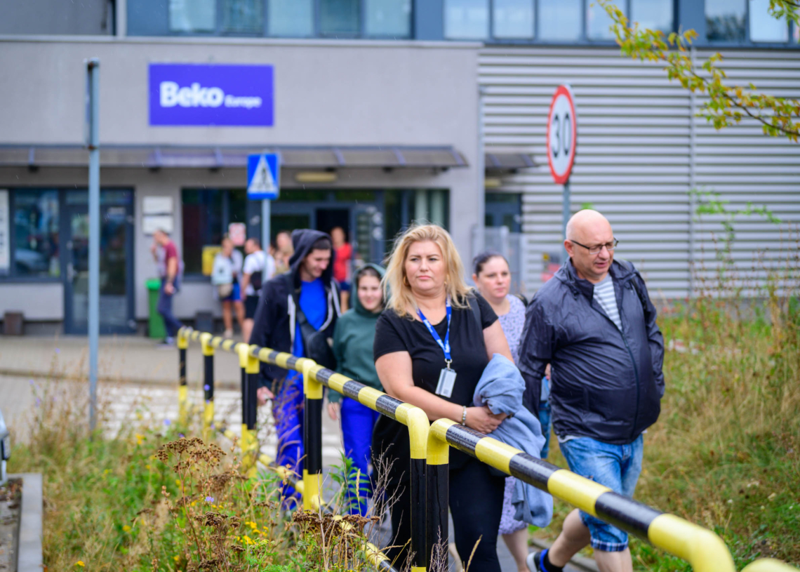 Pracownicy fabryki Beko protestują ws. planowanego zamknięcia zakładu
