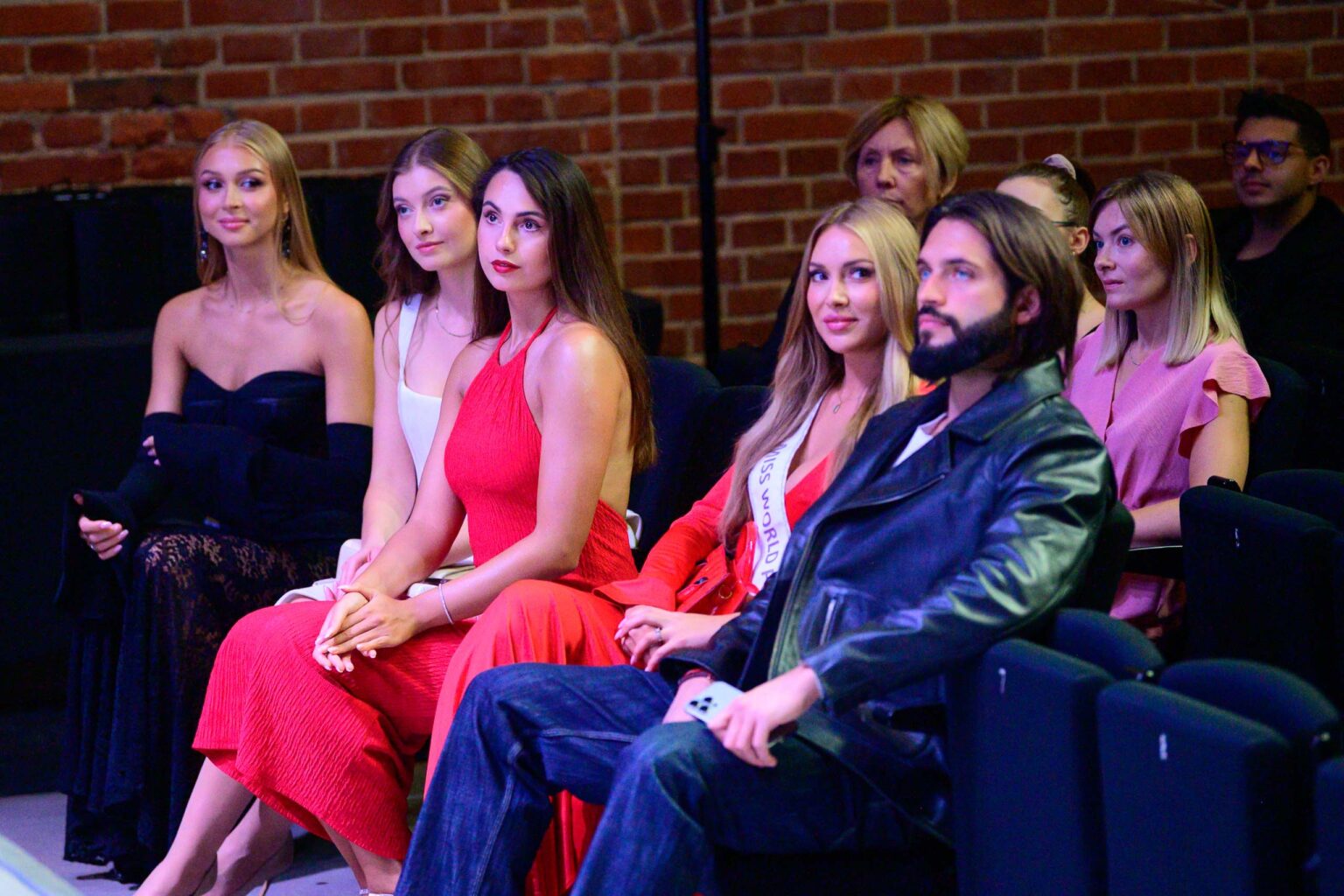 Prezentacja kandydatek do konkursow miss Fot Sebastian Szwajkowski 3