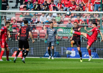 Widzewska twierdza wciąż niezdobyta. Łodzianie chcą ją obronić przed Piastem