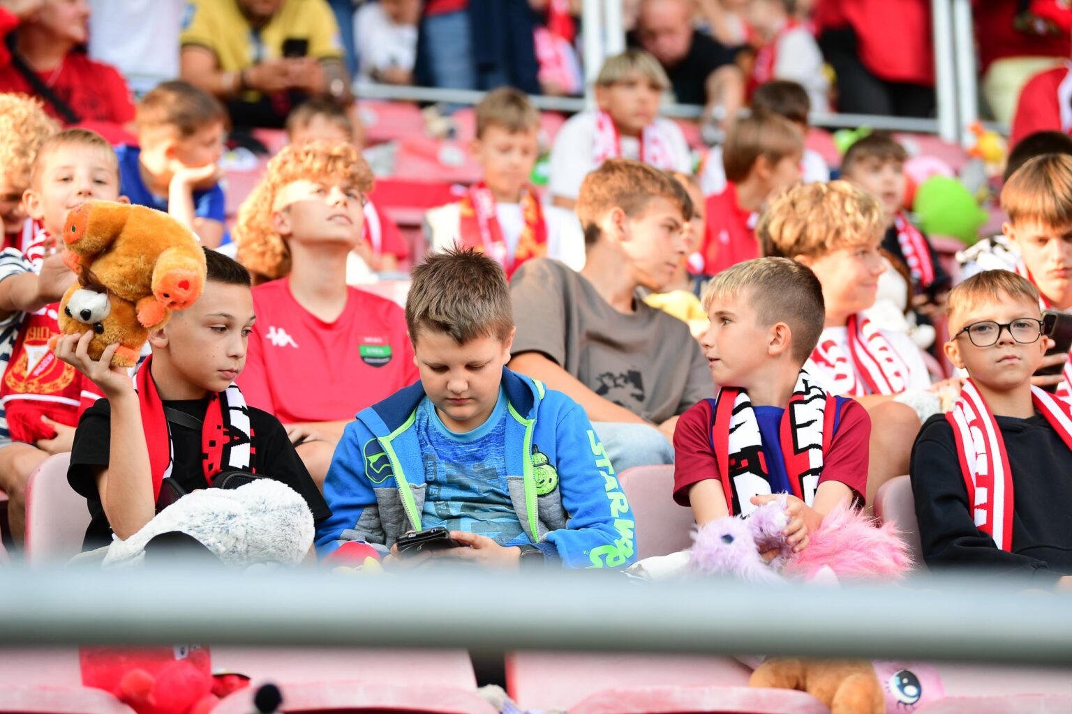 Widzew Lodz vs Piast Gliwice doping Fot Sebastian Szwajkowski 10