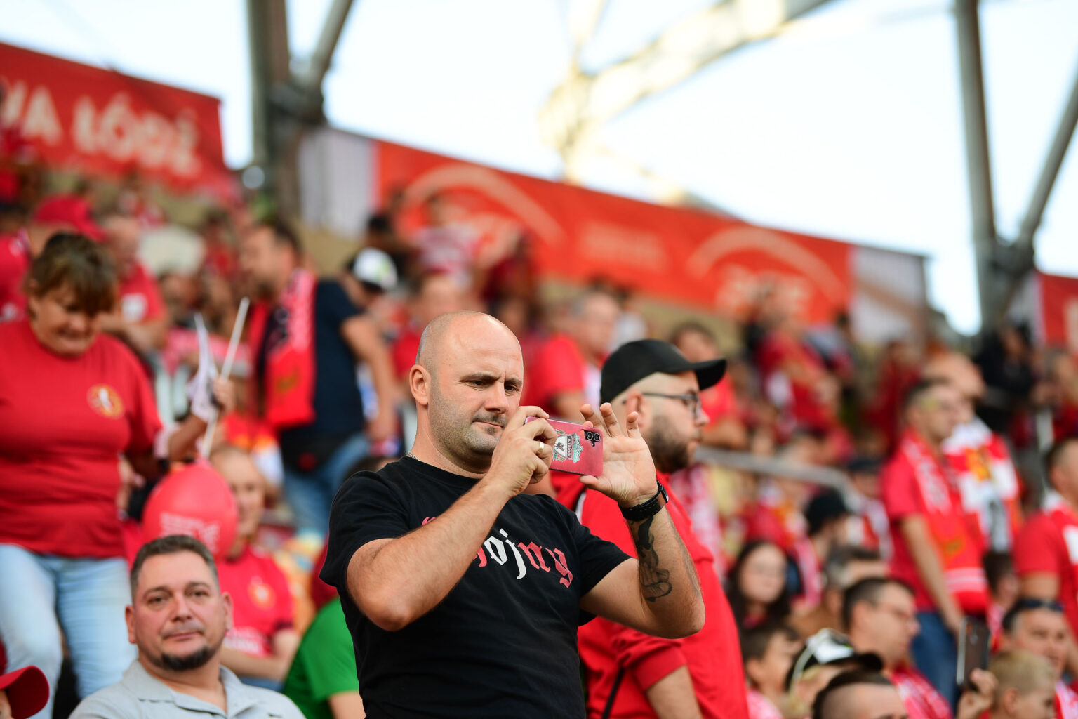 Widzew Lodz vs Piast Gliwice doping Fot Sebastian Szwajkowski 21