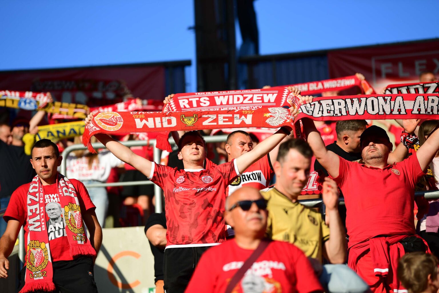 Widzew Lodz vs Piast Gliwice doping Fot Sebastian Szwajkowski 31