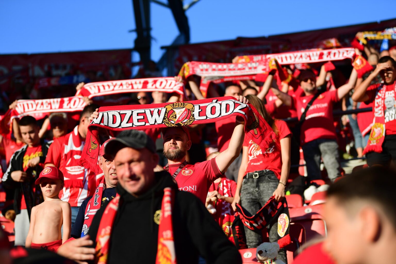 Widzew Lodz vs Piast Gliwice doping Fot Sebastian Szwajkowski 34
