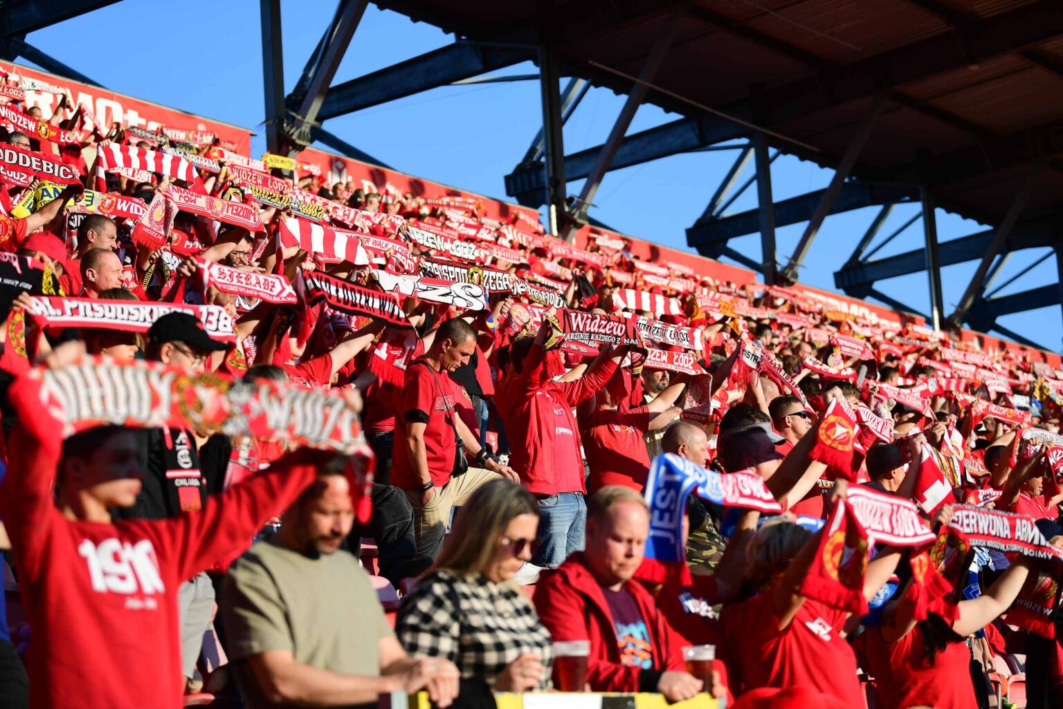 Widzew Lodz vs Piast Gliwice doping Fot Sebastian Szwajkowski 57
