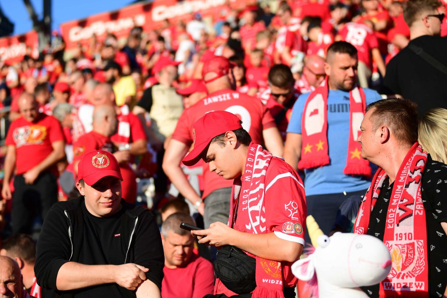 Widzew Lodz vs Piast Gliwice doping Fot Sebastian Szwajkowski 67