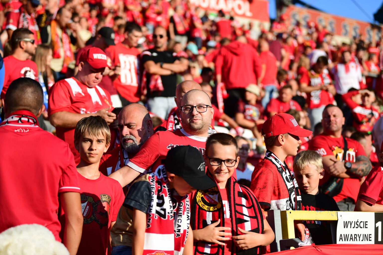 Widzew Lodz vs Piast Gliwice doping Fot Sebastian Szwajkowski 76