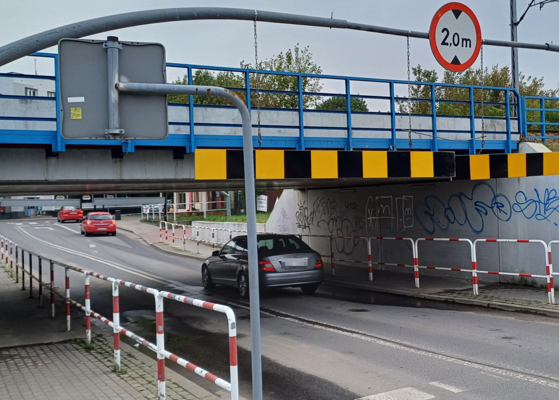 Radomsko znów zalane po deszczu. Mieszkańcy pytają, kiedy to się skończy?