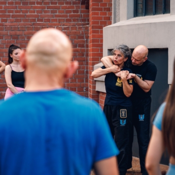 Elina Toneva i krav maga
