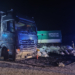 Utrudnienia na A1. Rozbite dwie ciężarówki, rozsypany ładunek na drodze
