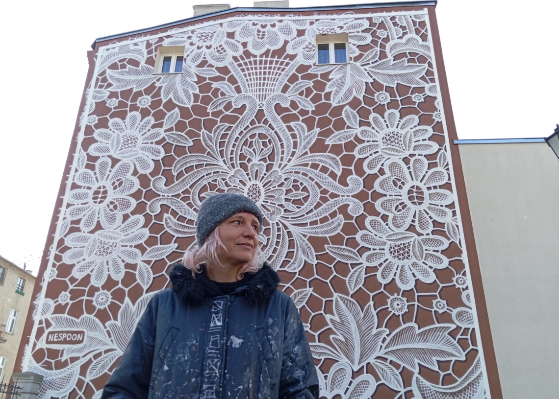 Nowy mural w Łodzi. Autorką NeSpoon 1 Nowy mural w Łodzi. Autorką NeSpoon