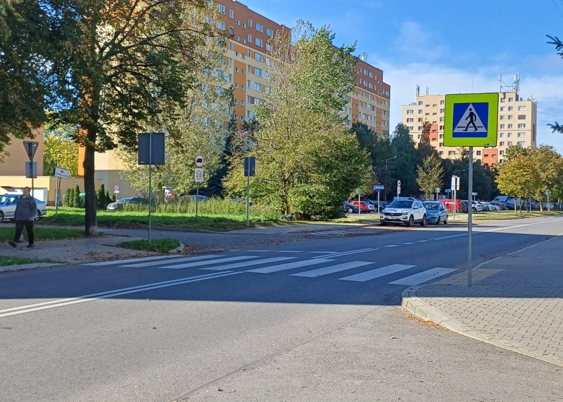 Piotrków Trybunalski. Mieszkańcy obawiają się o bezpieczeństwo pieszych 1 Piotrków Trybunalski.