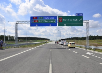 Od 1 listopada nowe odcinki dróg płatnych. Także w Łódzkiem 8 odcinki dróg płatnych