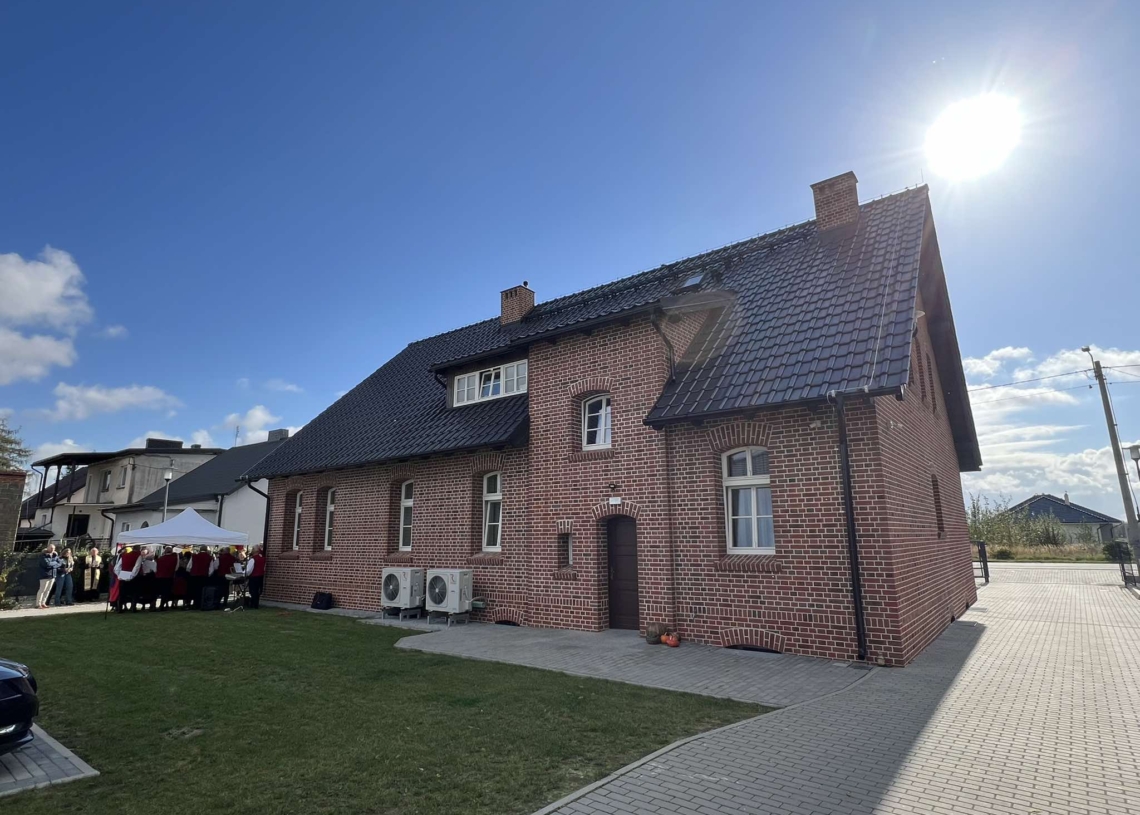Rodzinny Dom Pomocy fundacji Happy Kids otwarto w gminie Łęka Opatowska