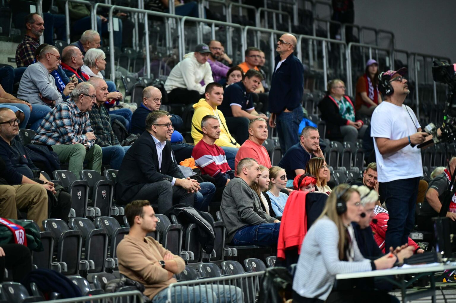 Grot Budowlani vs KS Developres Rzeszow kibice Fot Sebastian Szwajkowski 87