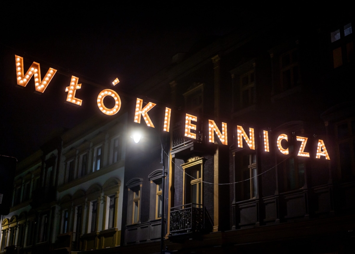 Włókiennicza zrewitalizowana z usterkami. Mieszkańcy narzekają na słaby kontakt z administracją