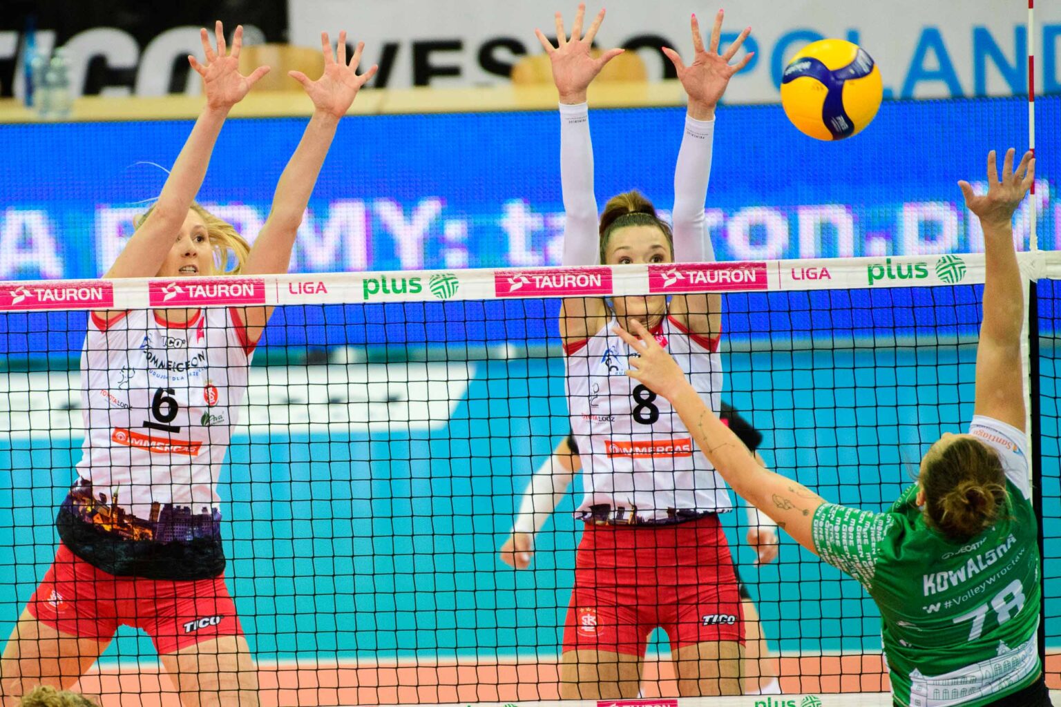 LKS Commercecon vs Volley Wroclaw Fot Sebastian Szwajkowski 4