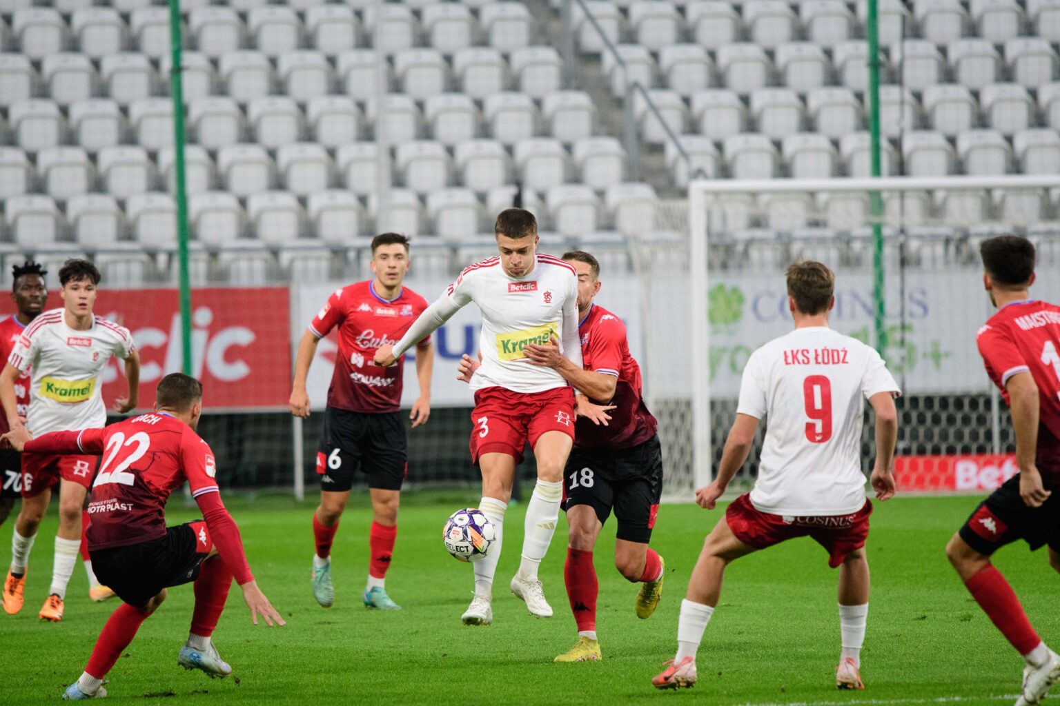 LKS Lodz Podbeskidzi Bielsko Biala II LigaFot Sebastian Szwajkowski 14