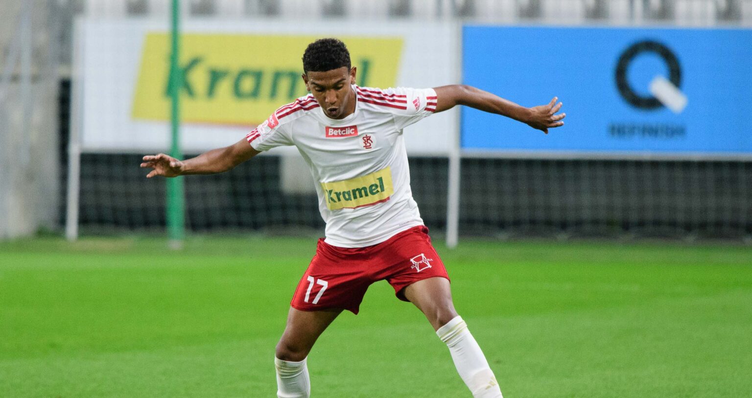 LKS Lodz Podbeskidzi Bielsko Biala II LigaFot Sebastian Szwajkowski 18 e1749312194594