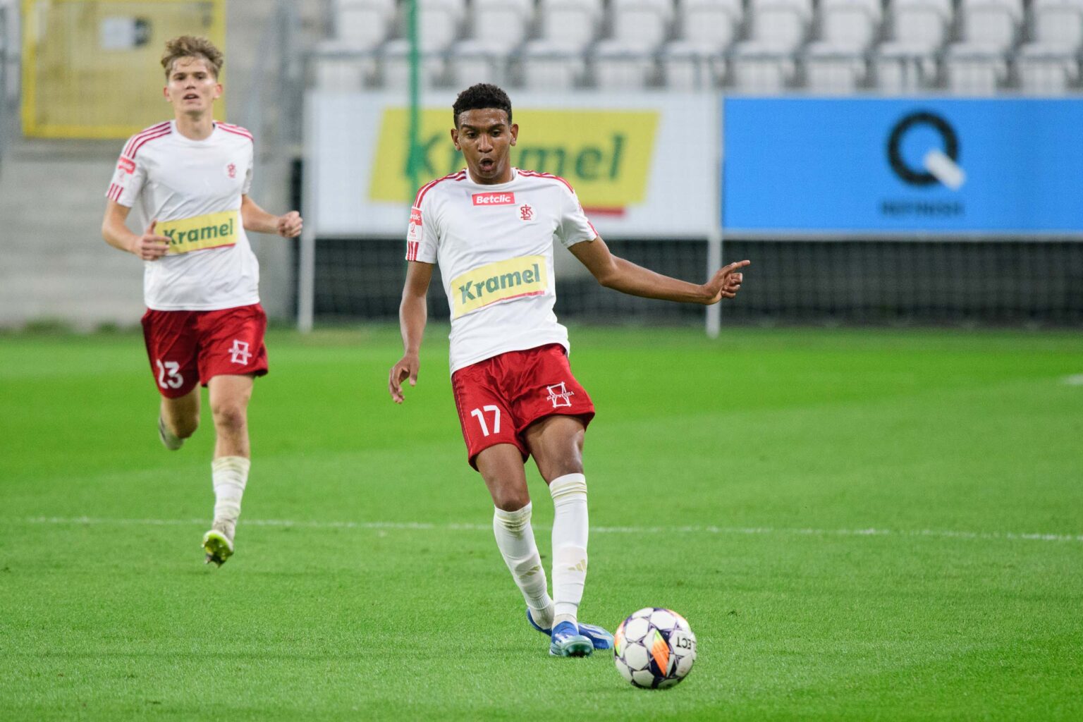 LKS Lodz Podbeskidzi Bielsko Biala II LigaFot Sebastian Szwajkowski 19