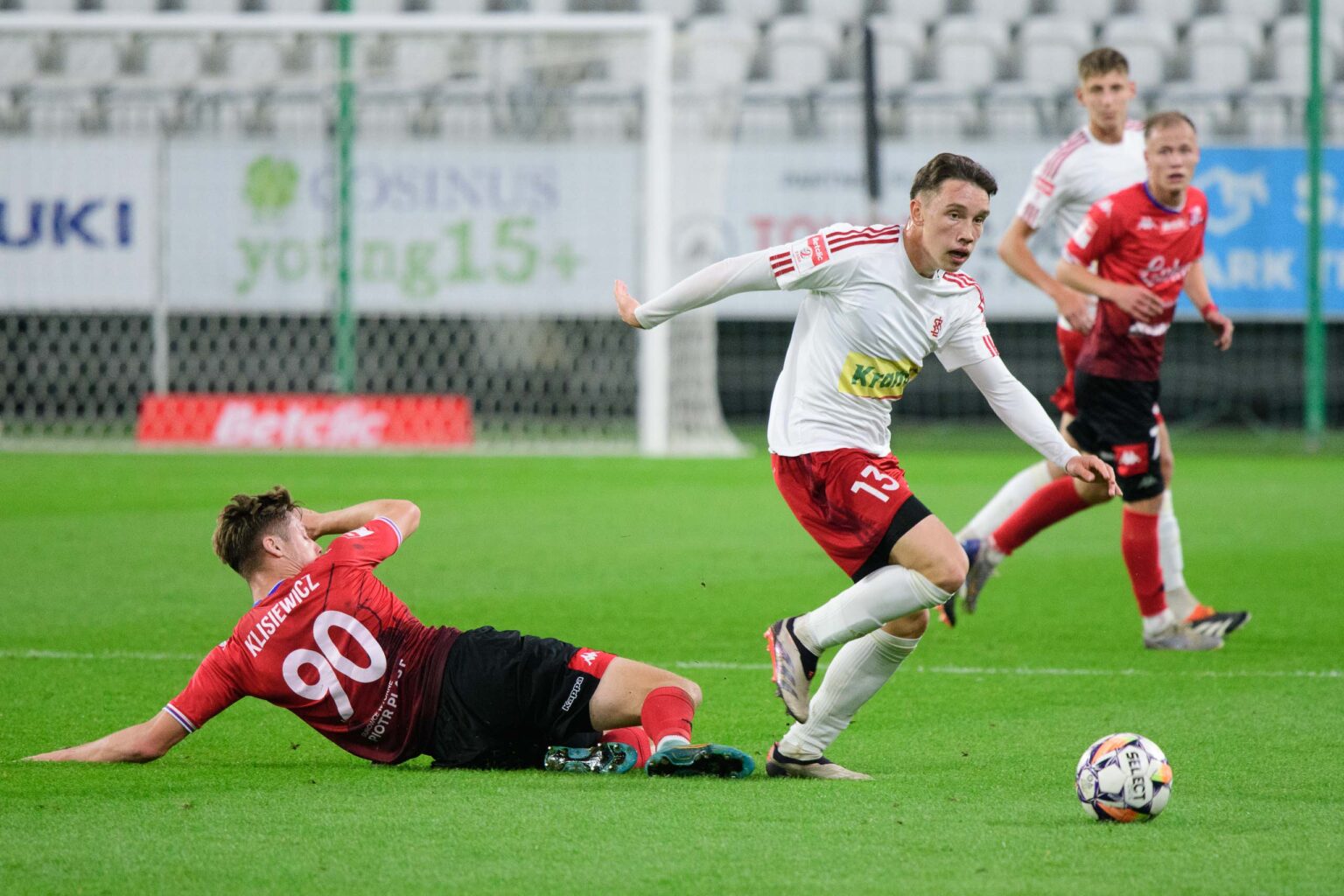 LKS Lodz Podbeskidzi Bielsko Biala II LigaFot Sebastian Szwajkowski 21