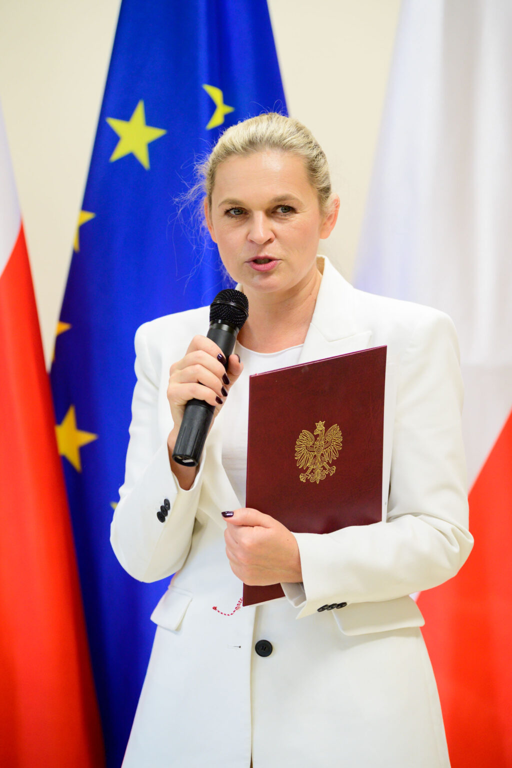 Nagrody minister Nowackiej dla nauczycieli Fot Sebastian Szwajkowski 23