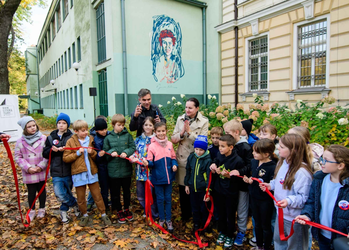 2024.10.21 | Odsłonięcie muralu Joanny Kulmowej