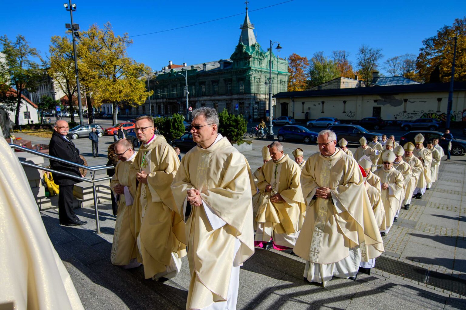 Sakra dwoch biskupow w Lodzkiej Katedrze Fot Sebastian Szwajkowski 2