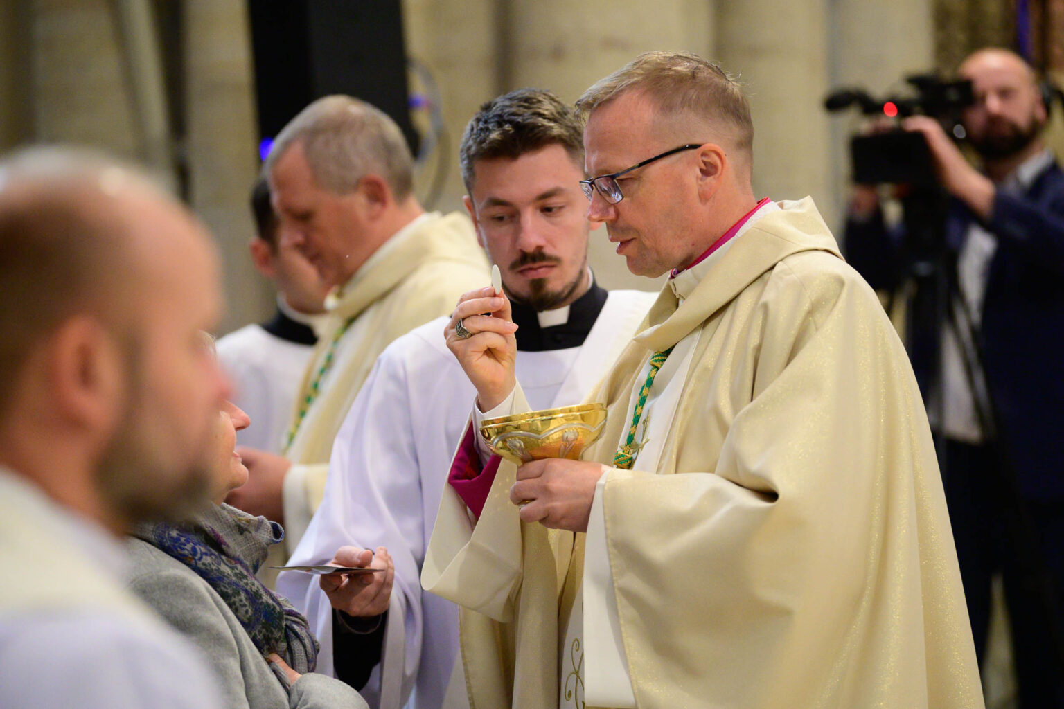 Sakra dwoch biskupow w Lodzkiej Katedrze Fot Sebastian Szwajkowski 49
