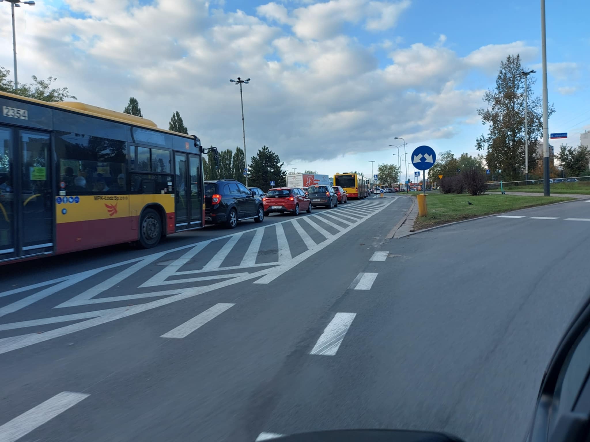 Wypadek na skrzyżowaniu Waltera-Janke i Bratysławskiej. Potężne utrudnienia w ruchu i MPK Łódź 3 Untitled 7