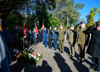 Hołd pomordowanym na Brusie