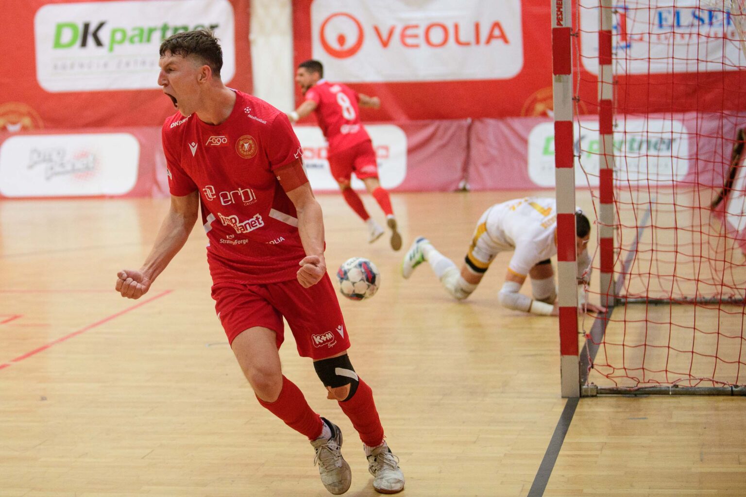 Widzew Futsal Zakonczenie kariery Daniela Krawczyka Fot Sebastian Szwajkowski 12