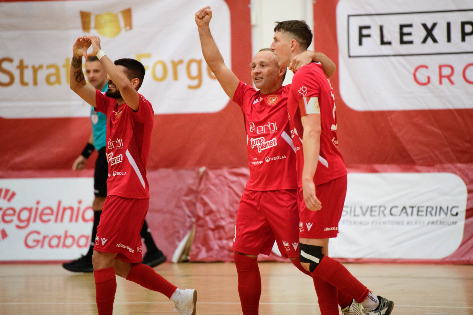 Widzew Futsal Zakonczenie kariery Daniela Krawczyka Fot Sebastian Szwajkowski 15
