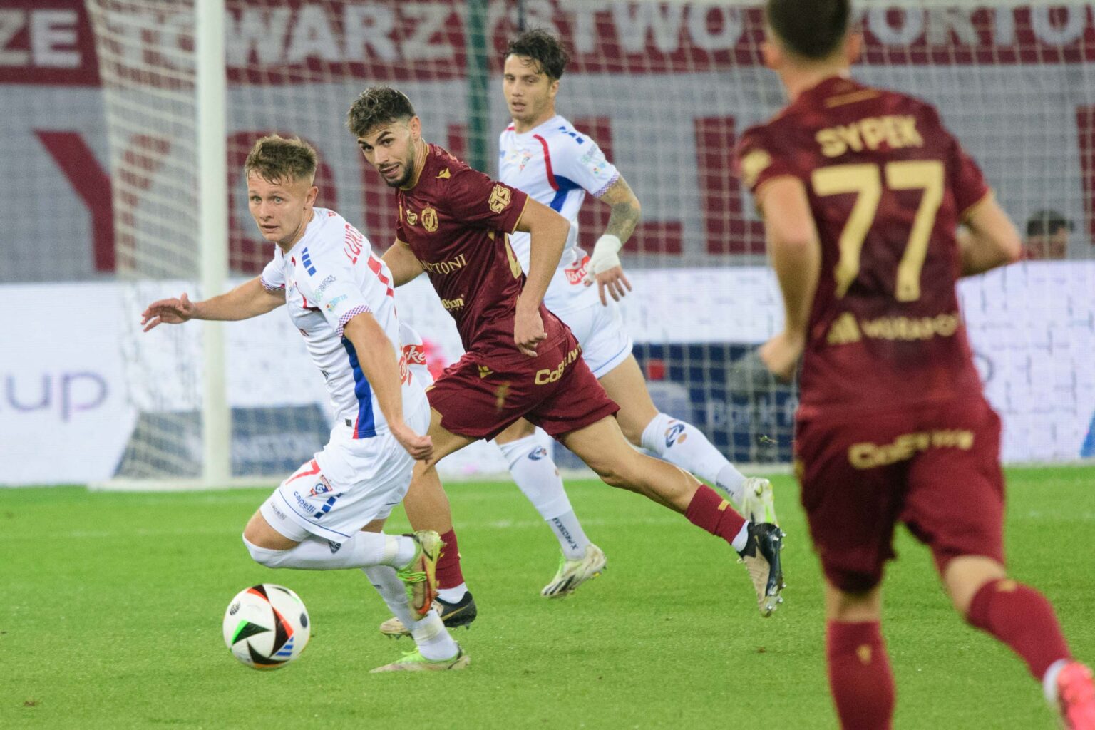 Widzew Lodz vs Gornik Zabrze Fot Sebastian Szwajkowski 11