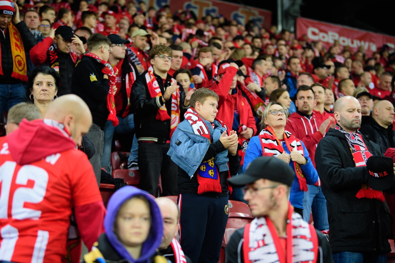 Widzew Lodz vs Gornik Zabrze kibice Fot Sebastian Szwajkowski 100