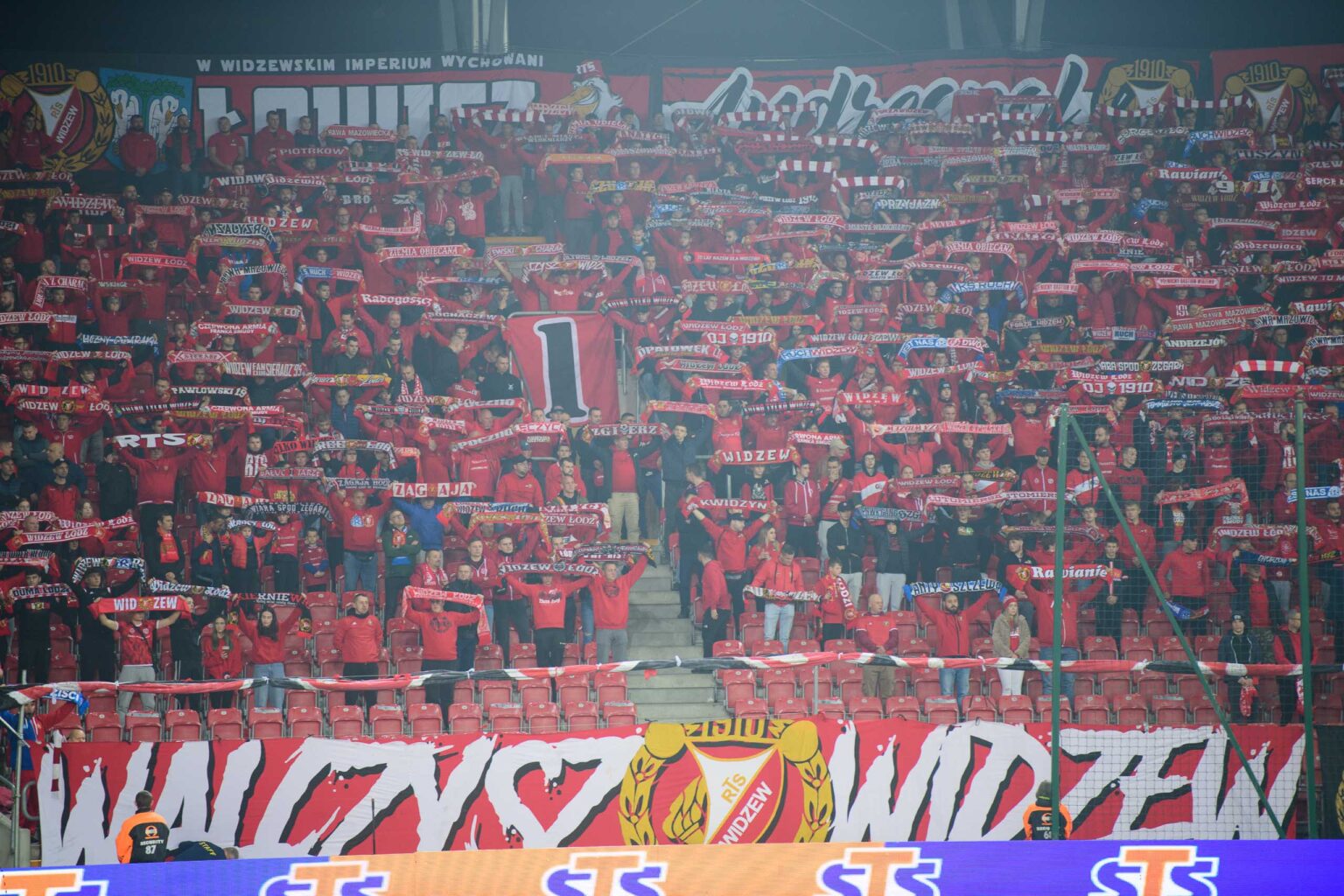 Widzew Lodz vs Gornik Zabrze kibice Fot Sebastian Szwajkowski 76