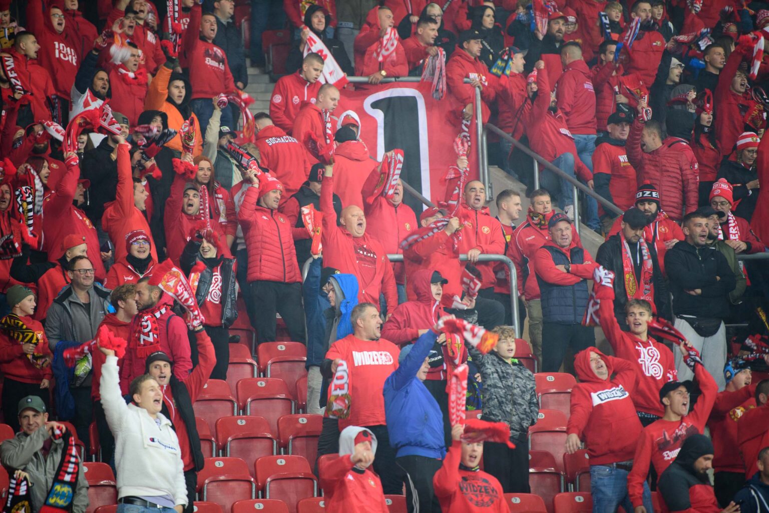 Widzew Lodz vs Korona Kielce kibice Fot Sebastian Szwajkowski 86