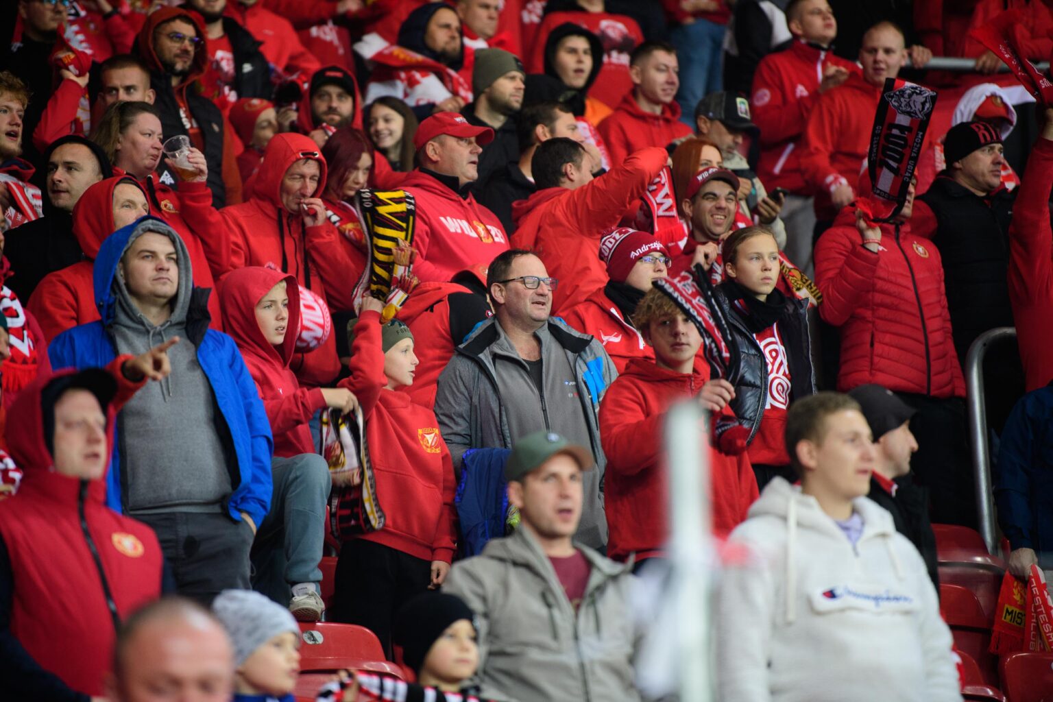 Widzew Lodz vs Korona Kielce kibice Fot Sebastian Szwajkowski 92
