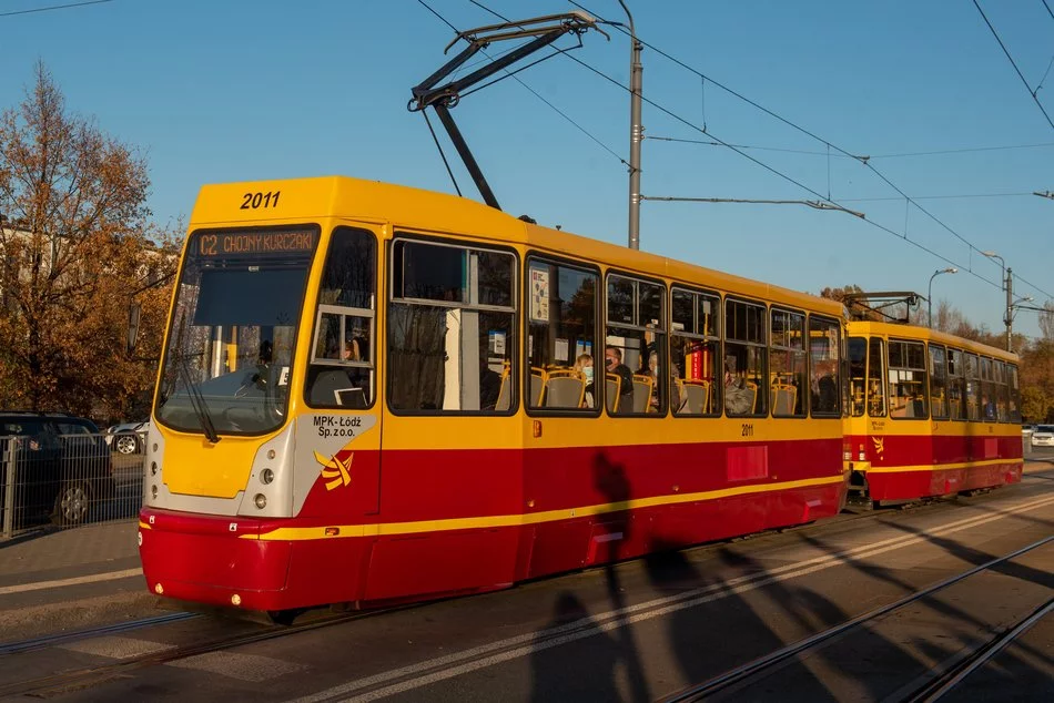 Wszystkich Świętych 2024. Więcej autobusów i tramwajów dojedzie do łódzkich cmentarzy 1 Wstrzymano tramwaje