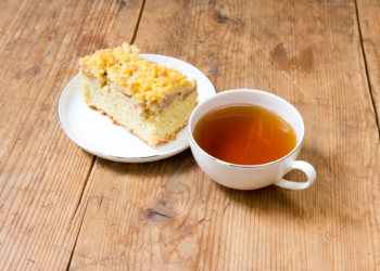 Herbata Earl Grey – kompleksowy przewodnik o jej właściwościach, parzeniu i jak wybrać najlepszej jakości herbatę