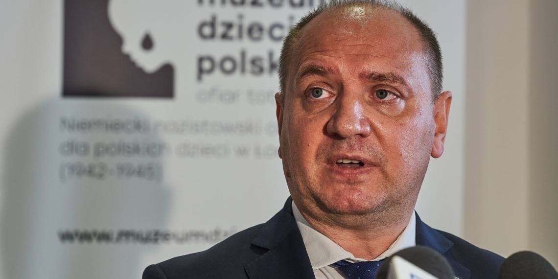 Oskarżany o mobbing i nepotyzm dyrektor Muzeum Dzieci Polskich zrezygnował z funkcji 1 Oskarżany o mobbing i nepotyzm dyrektor Muzeum Dzieci Polskich zrezygnował z funkcji