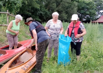 Seniorzy w Akcji. Projekt „Z przyrodą na Ty” w zwycięskiej „20”