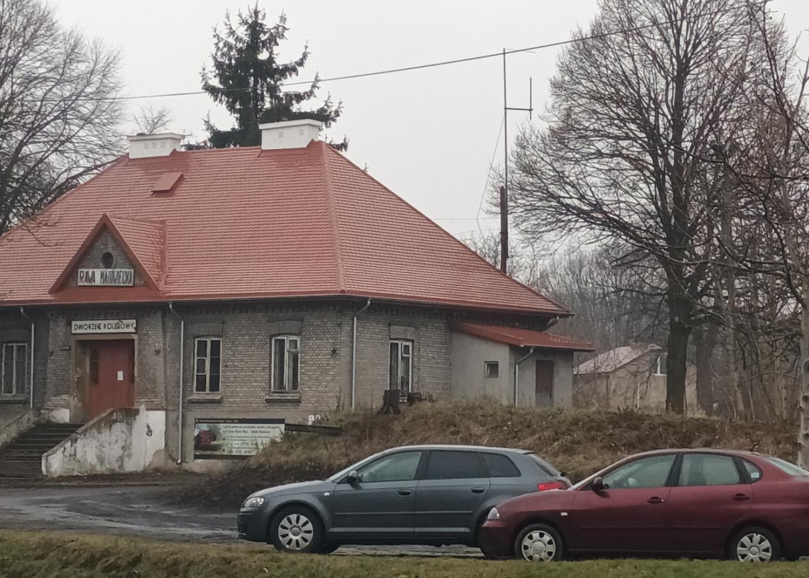 Modernizacja budynku dworca w Rawie Mazowieckiej. Ogłoszono przetarg 1 Modernizacja budynku dworca w Rawie Mazowieckiej. Ogłoszono przetarg