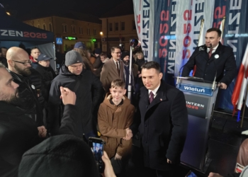 Sławomir Mentzen spotkał się z mieszkańcami Wielunia