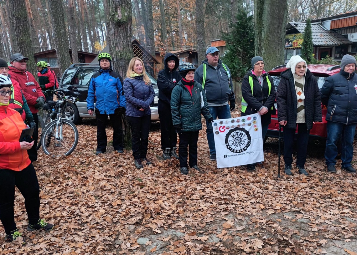 Dookoła nas. Skierniewiczanie świętowali niepodległość na rowerach, kajakach i pieszych szlakach