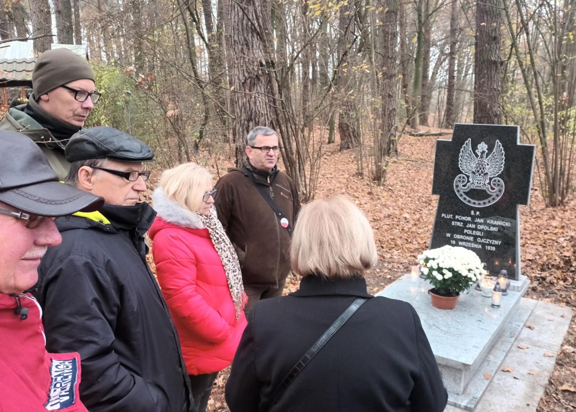 Dookoła nas. Skierniewiczanie świętowali niepodległość na rowerach, kajakach i pieszych szlakach
