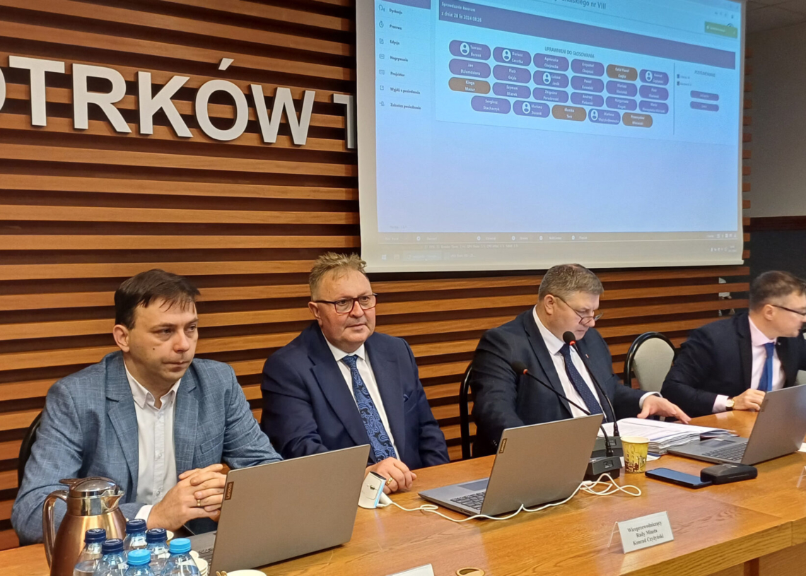 Piotrków Trybunalski bez podwyżki podatków. Właściciele nieruchomości mogą odetchnąć z ulgą 1 Piotrków Trybunalski bez podwyżki podatków. Właściciele nieruchomości mogą odetchnąć z ulgą