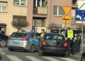 Pijana kierowała samochodem w centrum Wieruszowa. Konieczny był paralizator, by wyciągnąć kobietę z pojazdu 5 Pijana kierowała samochodem w centrum Wieruszowa. Konieczny był paralizator, by wyciągnąć kobietę z pojazdu