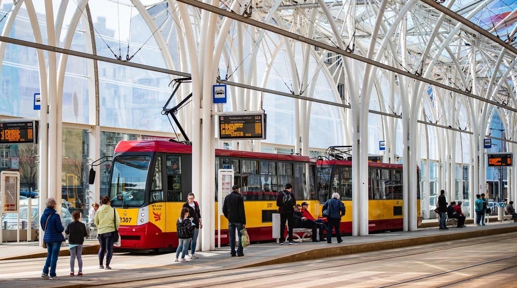 MPK-Łódź z nową taryfą biletową, rozpoczęto prace nad przyszłorocznym budżetem. Opozycja mówi o „drenowaniu kieszeni łodzian” 1 MPK Łódź